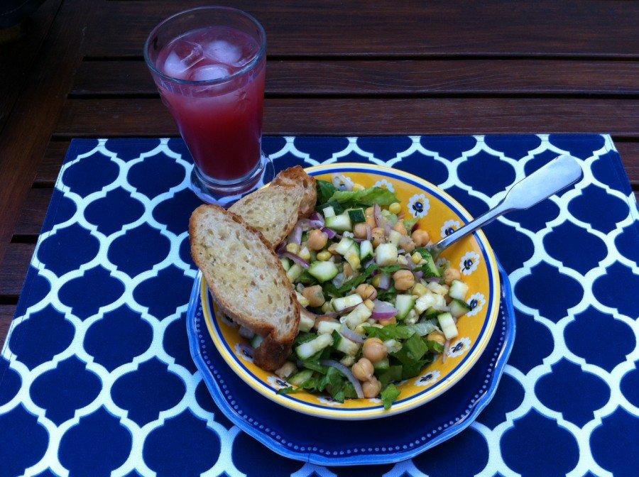 Corn-zucchini-salad-meal