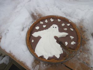 Snow ghost pie after ghost
